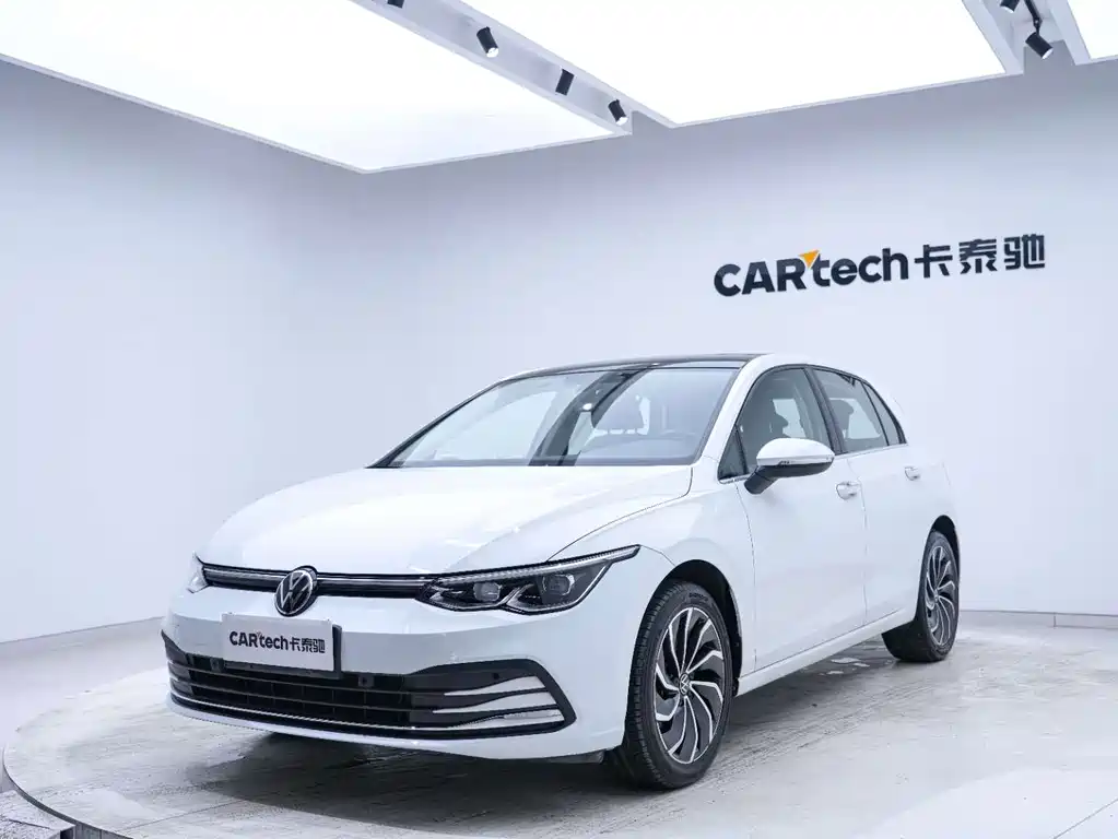 Volkswagen Golf 2022