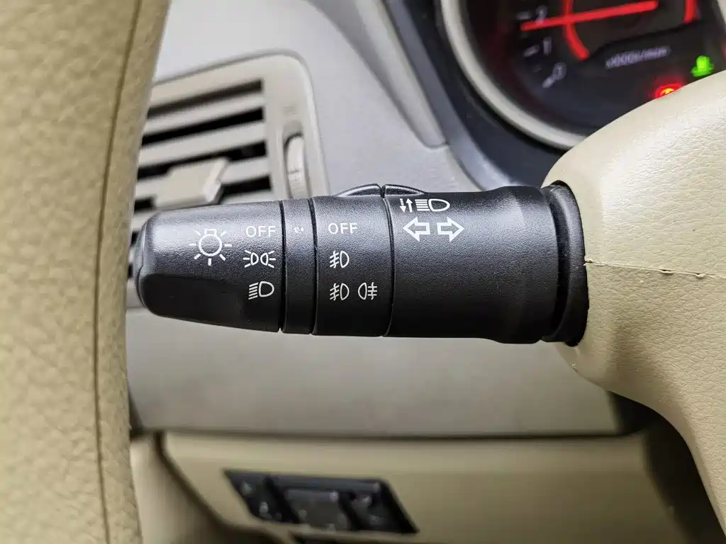 Nissan Sylphy 2015 — фото 21