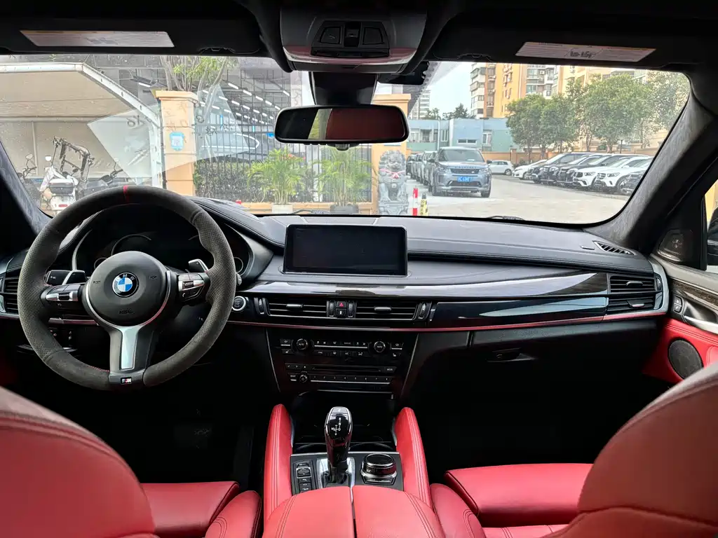 BMW X6 2018 — фото 10