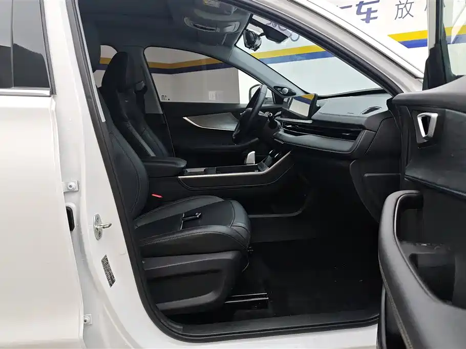 Chery Tiggo 7 PLUS 2023 — фото 8
