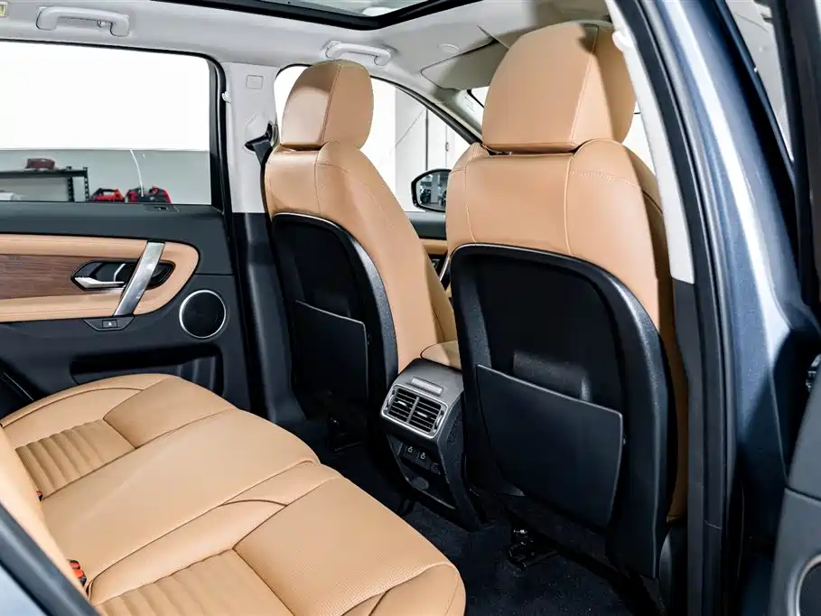 Land Rover Discovery Sport 2024 — фото 21