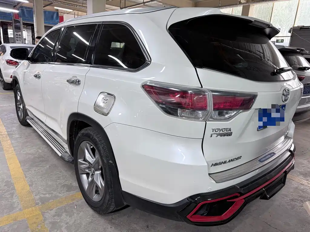 Toyota Highlander 2017 — фото 19