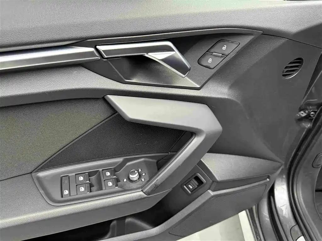 Audi A3 2022 — фото 13