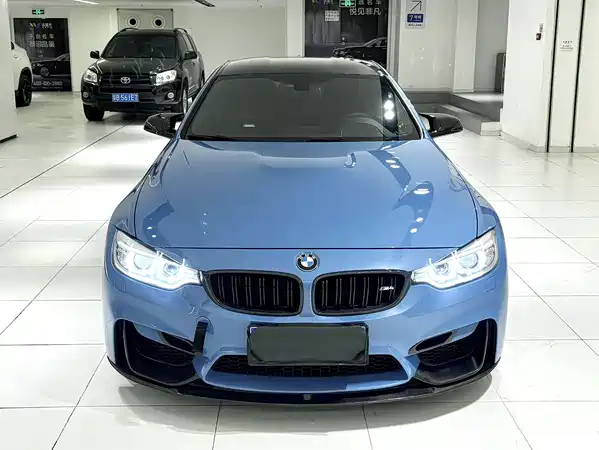 BMW M4 2015