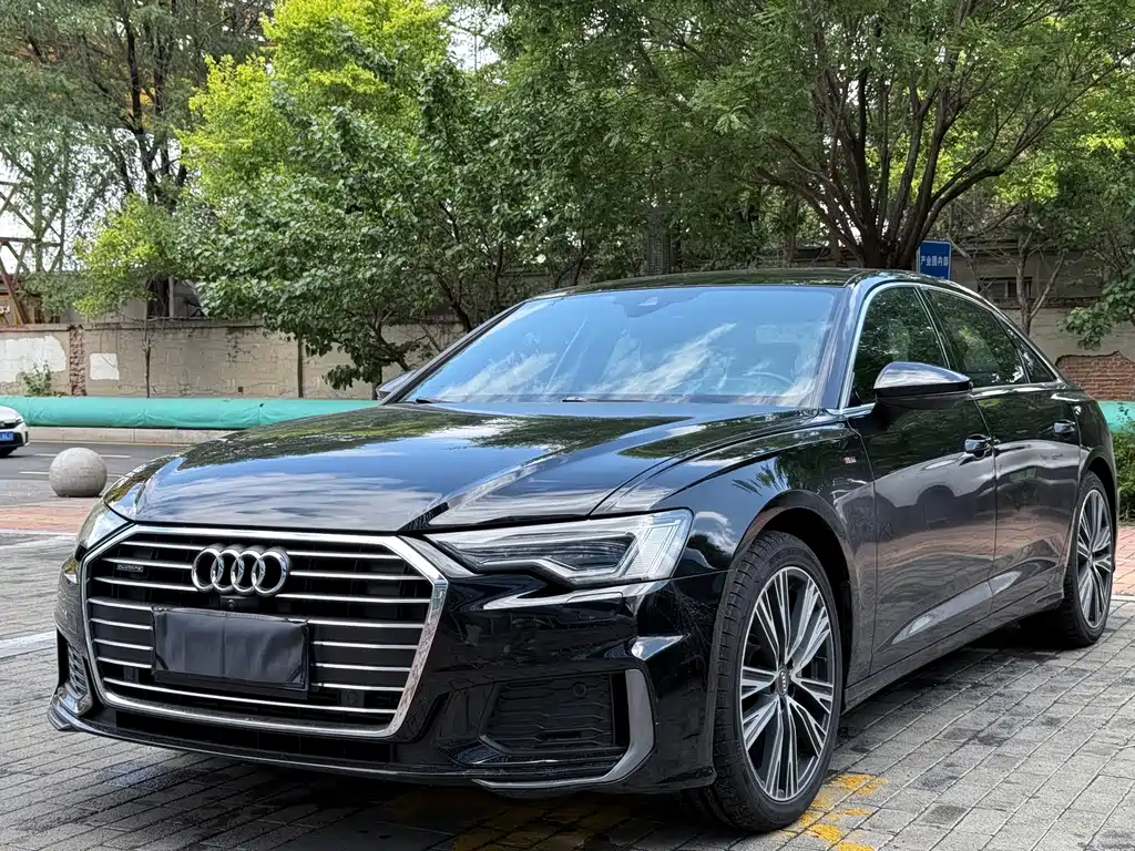 Audi A6L 2020 — фото 1