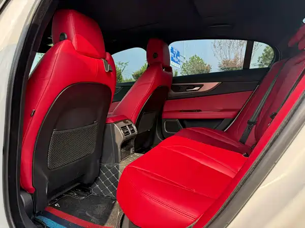 Jaguar XEL 2021