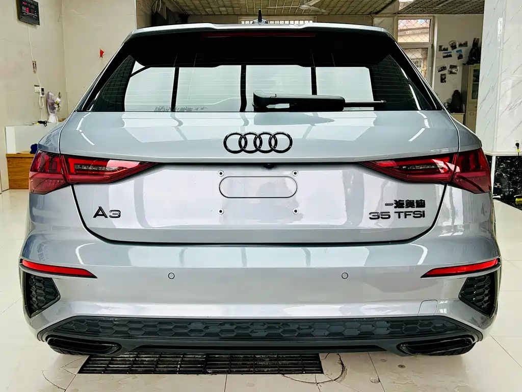 Audi A3 2023 — фото 5