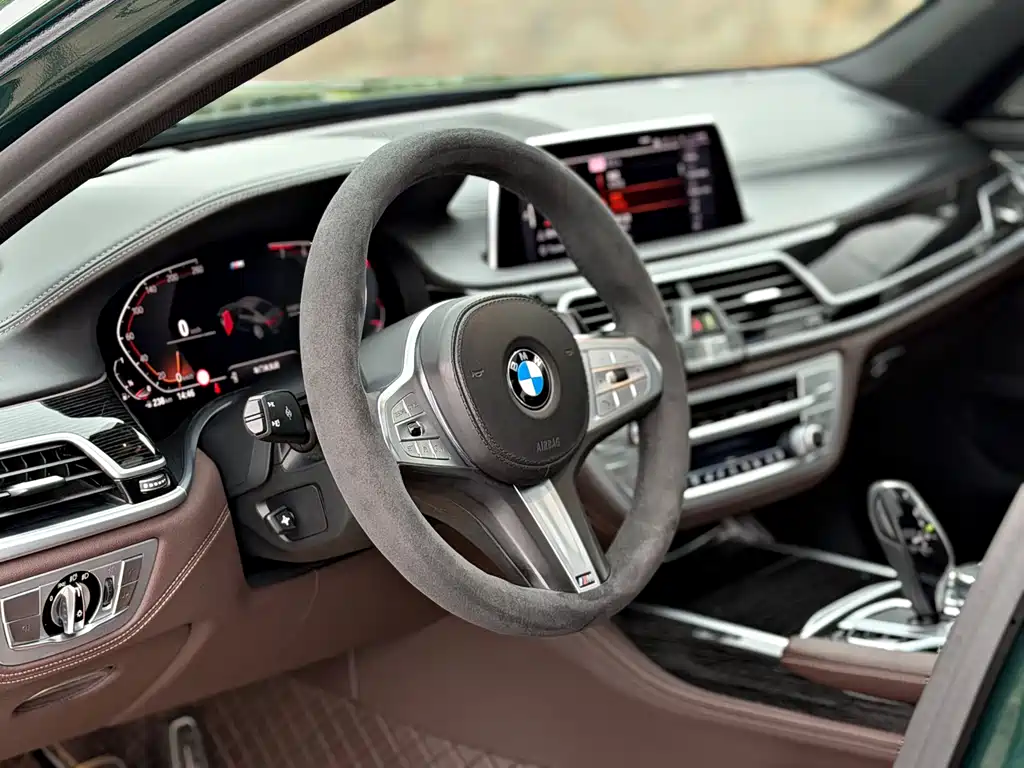 BMW 7 Series 2019 — фото 4
