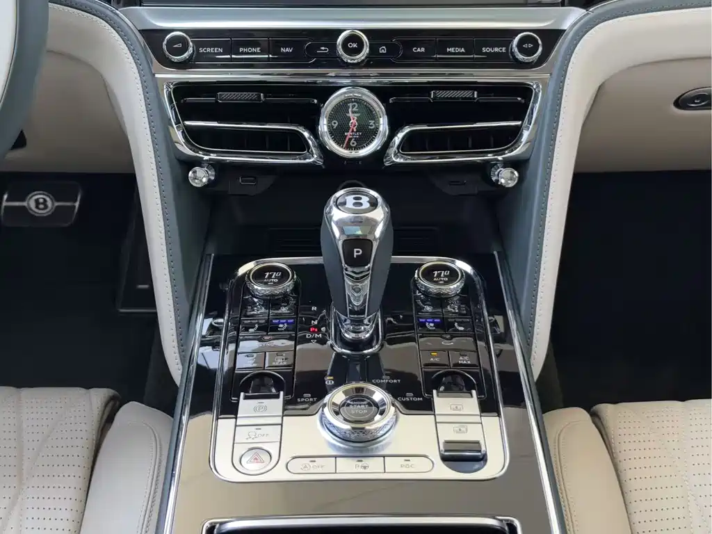 Bentley Flying Spur 2022 — фото 18