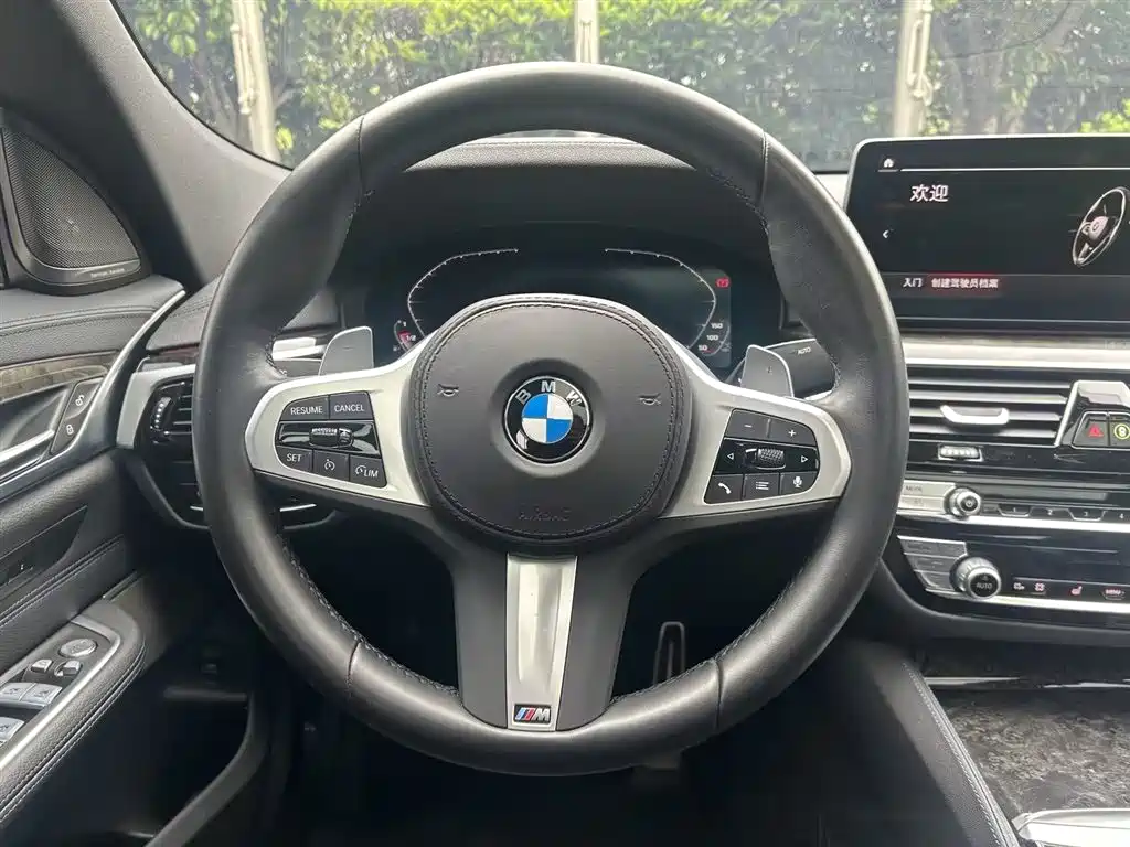 BMW 6 Series GT 2024 — фото 10