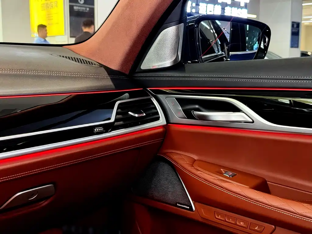 BMW 7 Series 2022 — фото 16