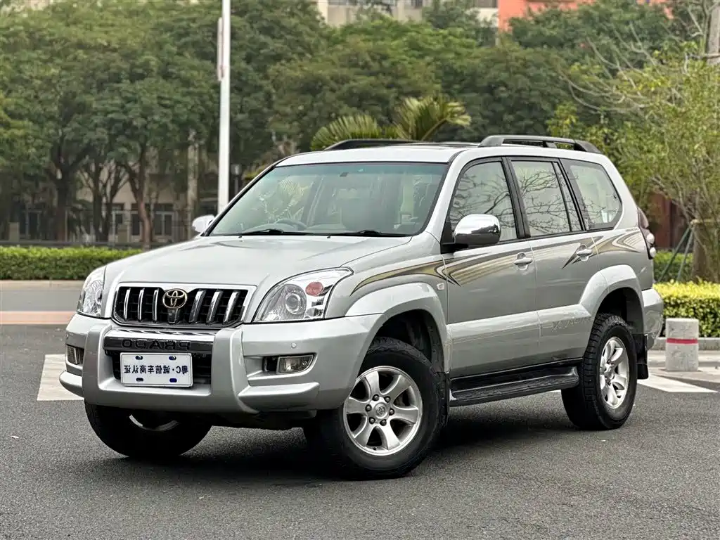 Toyota Prado 2009 — фото 1
