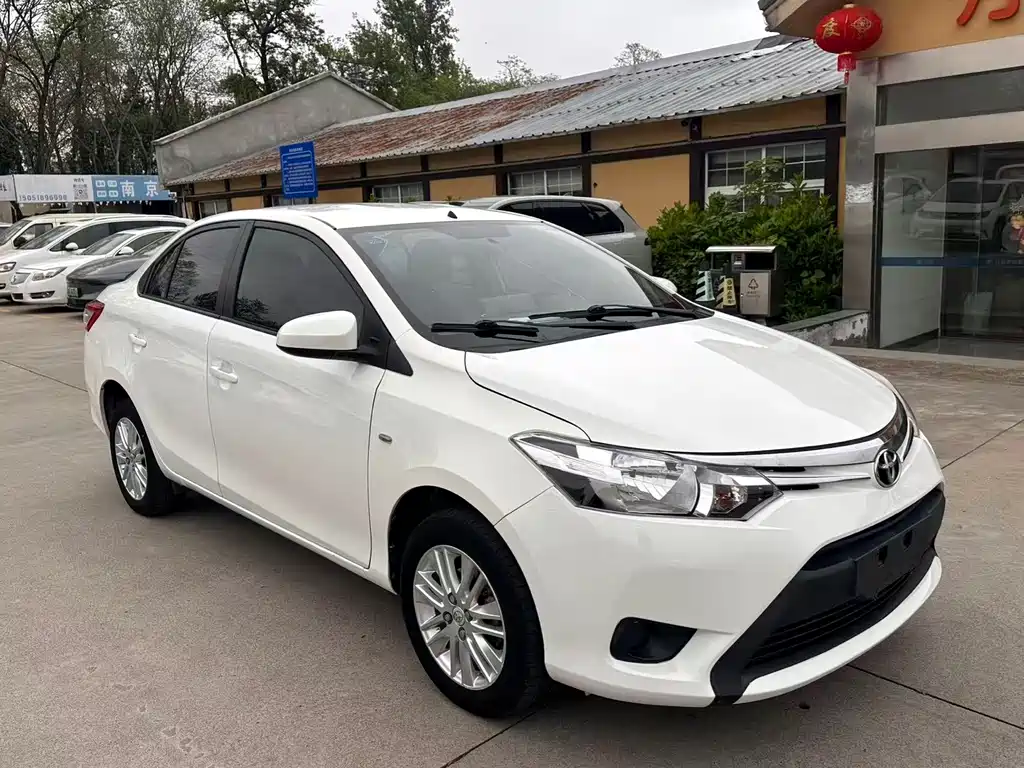Toyota Vios 2016 — фото 3