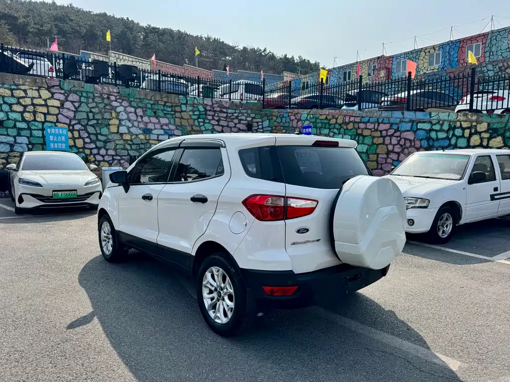 Ford Ecosport 2017 — фото 7
