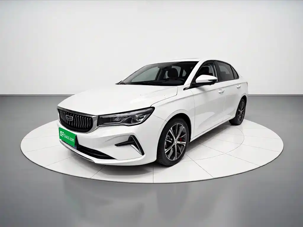 Geely Emgrand 2023