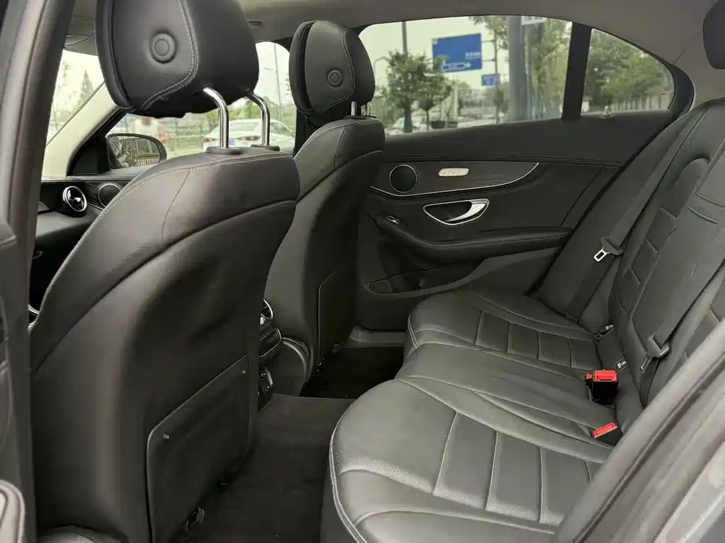 Mercedes-Benz C-Class 2020 — фото 11