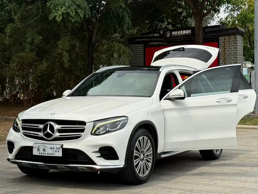 Mercedes-Benz GLC 2017 — фото 20