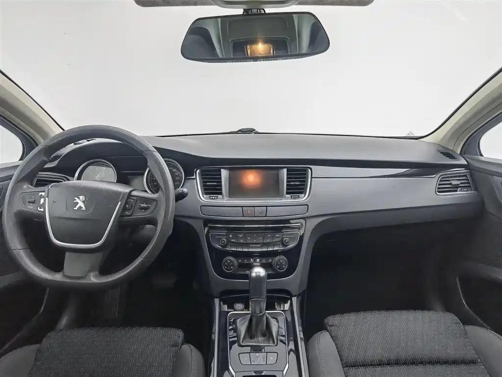 Peugeot 508 2016 — фото 5