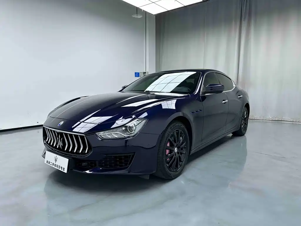 Maserati Ghibli 2021