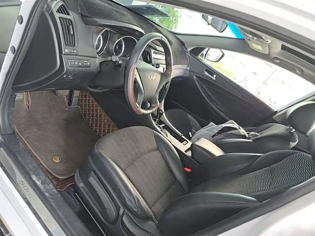 Hyundai Sonata 2016 — фото 15