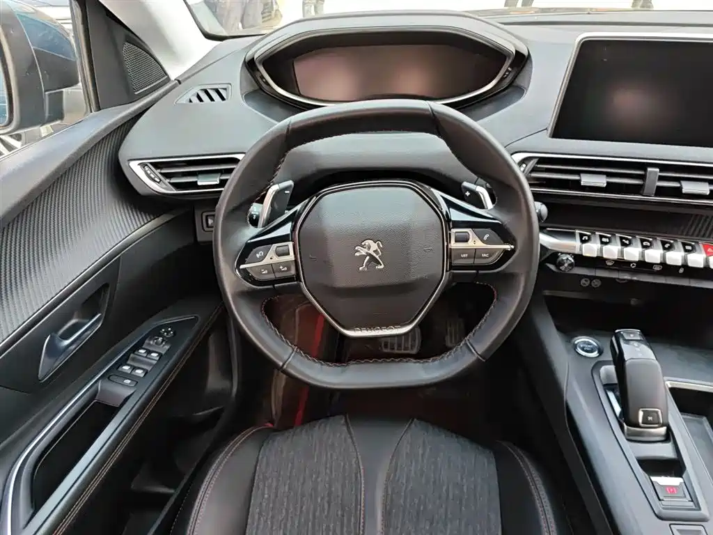 Peugeot 5008 2019 — фото 7
