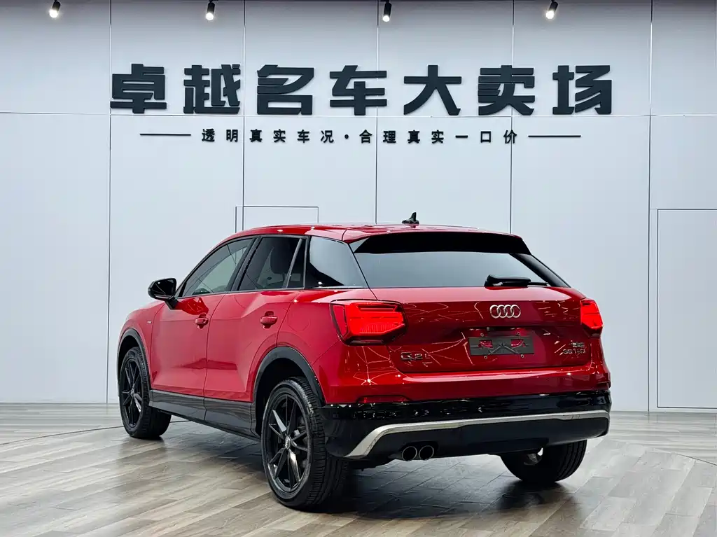 Audi Q2L 2019 — фото 5