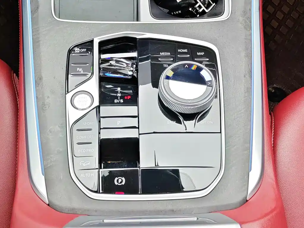 BMW X5 2025 — фото 15