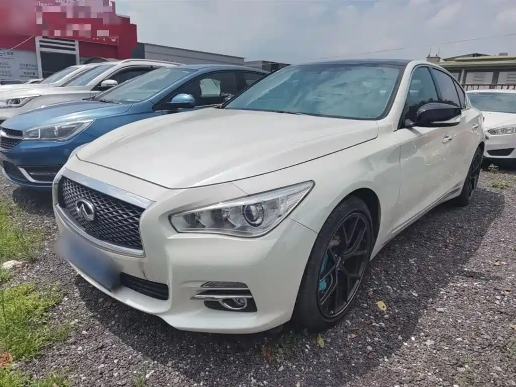 Infiniti Q50L 2017 — фото 1