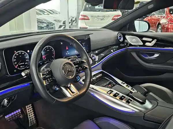 Mercedes-Benz AMG GT 2025