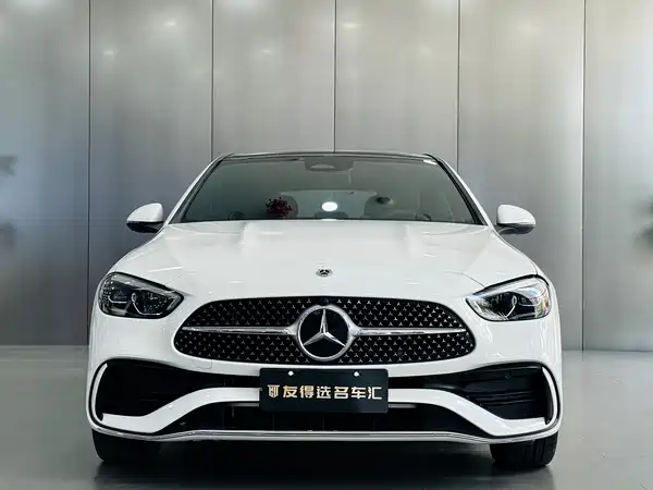Mercedes-Benz C-Class 2024