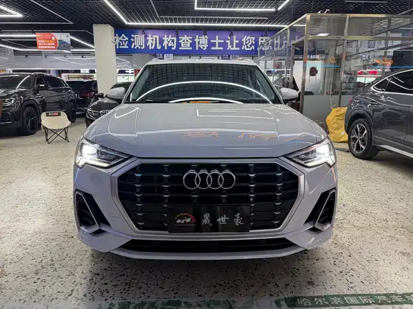 Audi Q3 2022