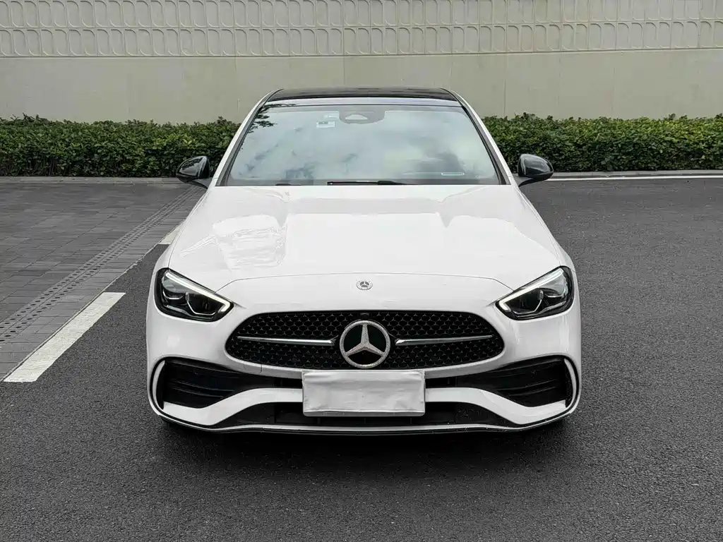 Mercedes-Benz C-Class 2023 — фото 2