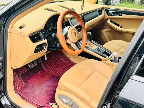 Porsche Macan 2015