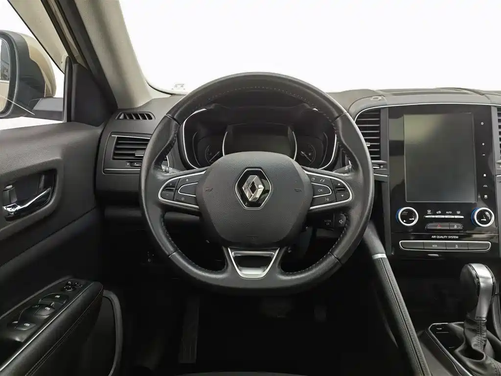 Renault Koleos 2018 — фото 11