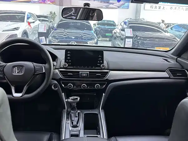 Honda Inspire 2022
