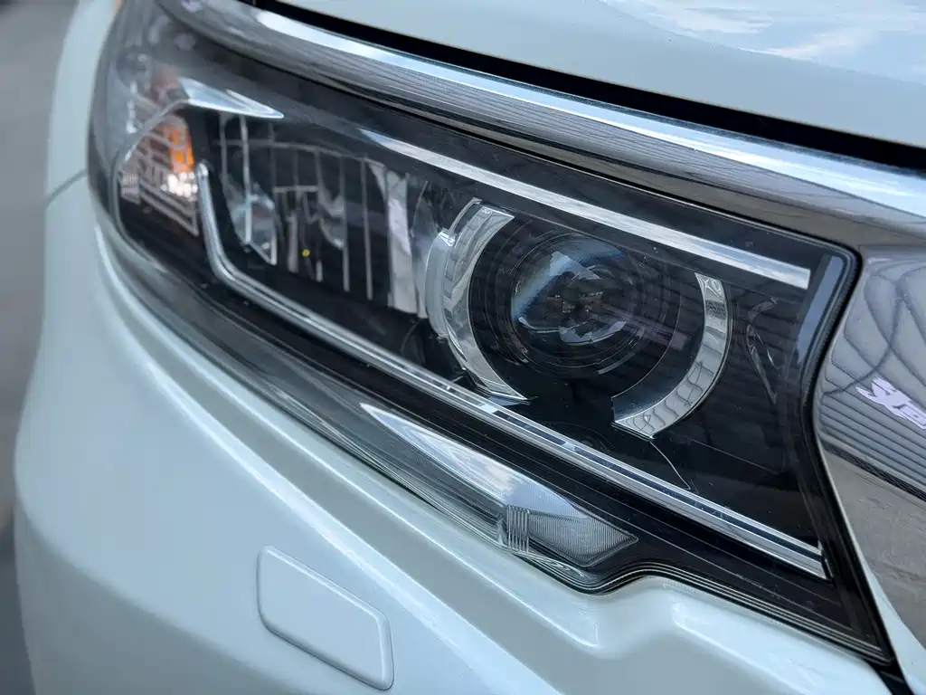 Toyota Prado 2018 — фото 17