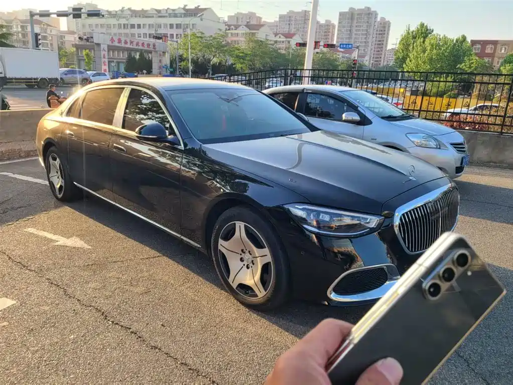 Mercedes-Benz S-Class 2023