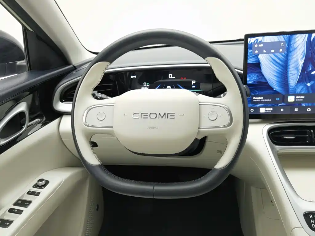 Geely Galaxy Starwish 2024 — фото 11