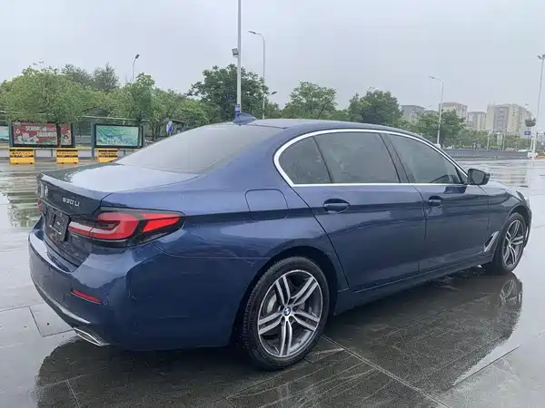 BMW 5 Series 2021