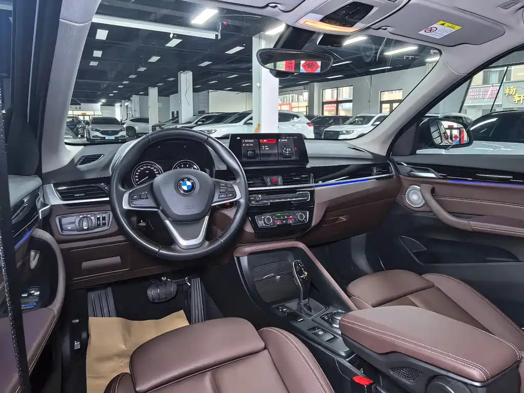 BMW X1 2022 — фото 14