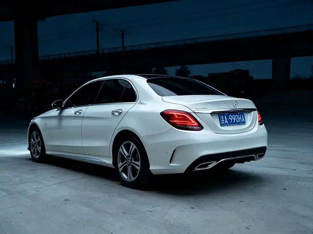 Mercedes-Benz C-Class 2019 — фото 7