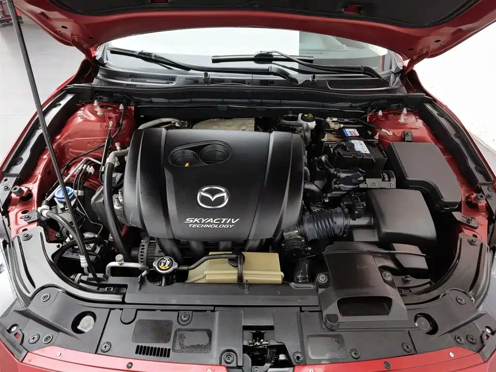 Mazda 3 Axela 2019 — фото 6