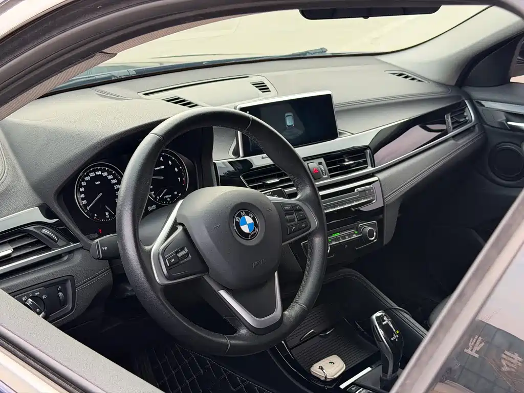 BMW X2 2019 — фото 11
