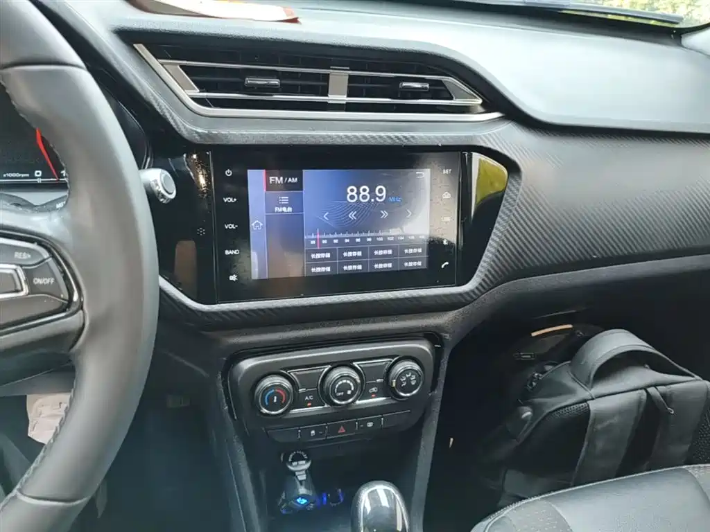 Chery Tiggo 3x 2019 — фото 13
