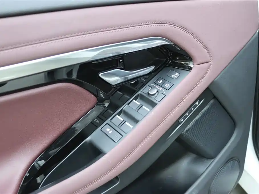 Land Rover Evoque 2022 — фото 13