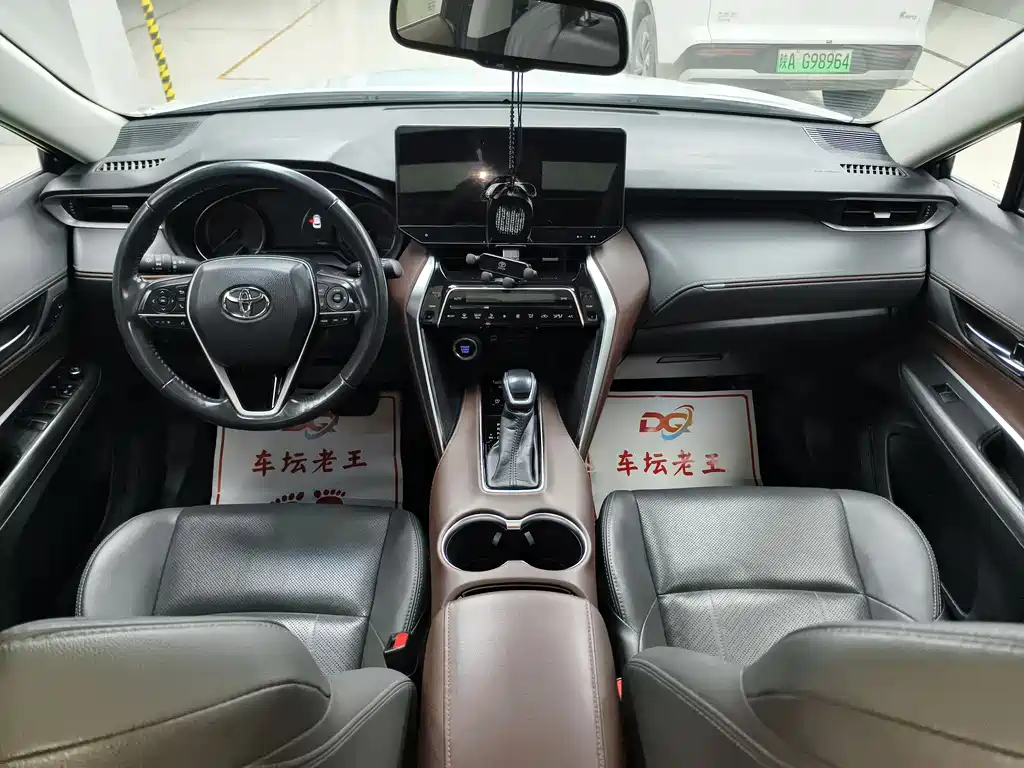 Toyota Harrier 2022 — фото 9