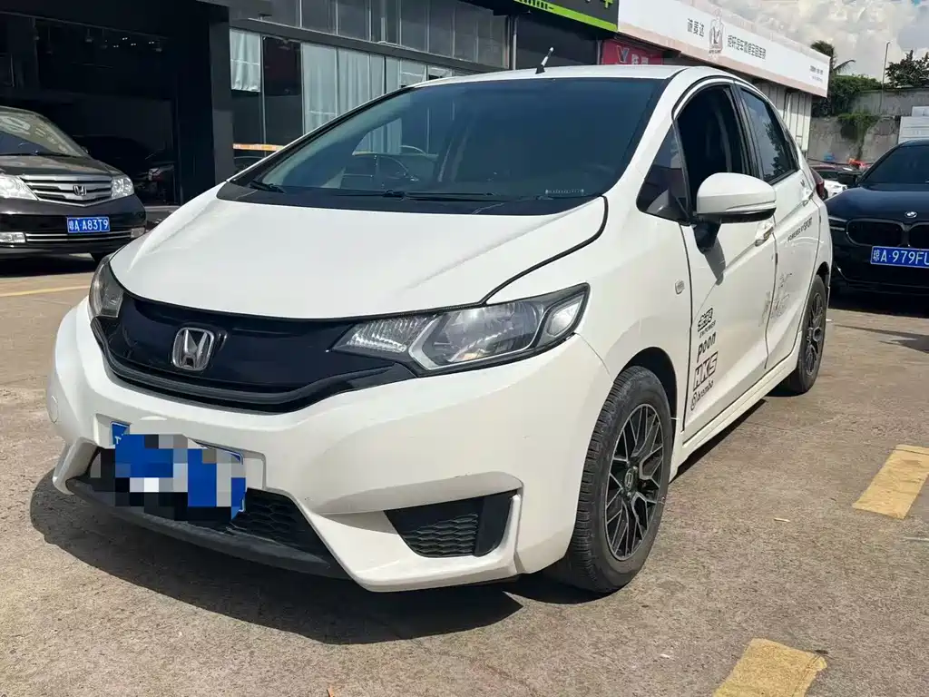 Honda Fit 2016 — фото 1
