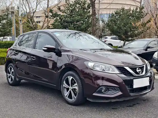 Nissan Tiida 2016