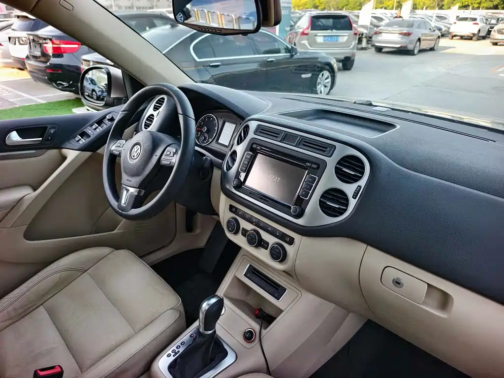 Volkswagen Tiguan 2015 — фото 17