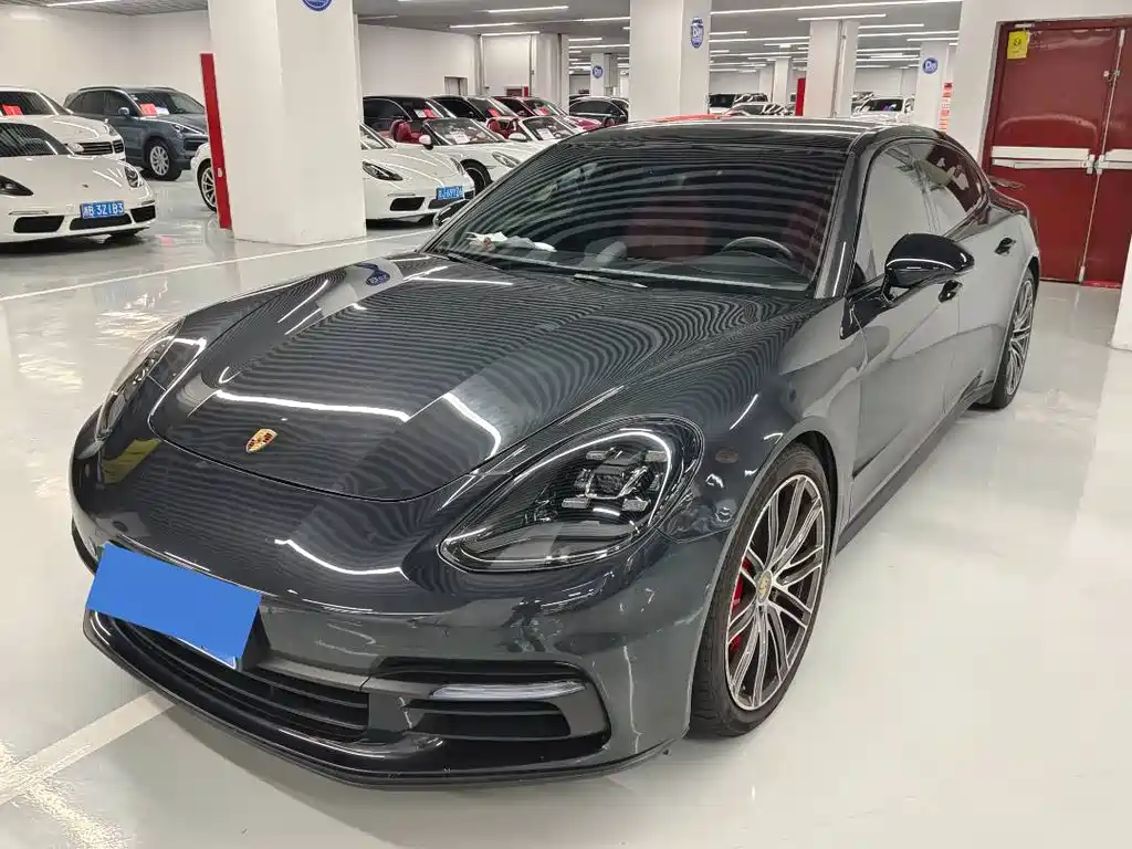 Porsche Panamera 2019
